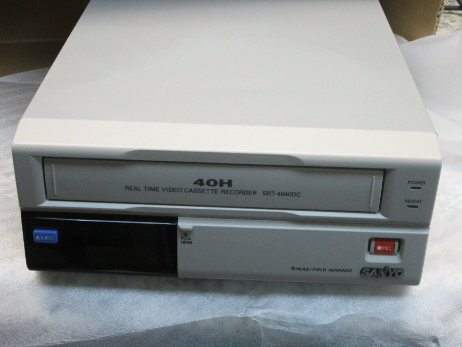 Lot Of 4 Sanyo Srt-4040dc 40h Real Time Video Cassette Recorder Nsib